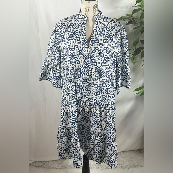 Elegant Blue and White Midi Dress 💎 - Picture 5 of 10